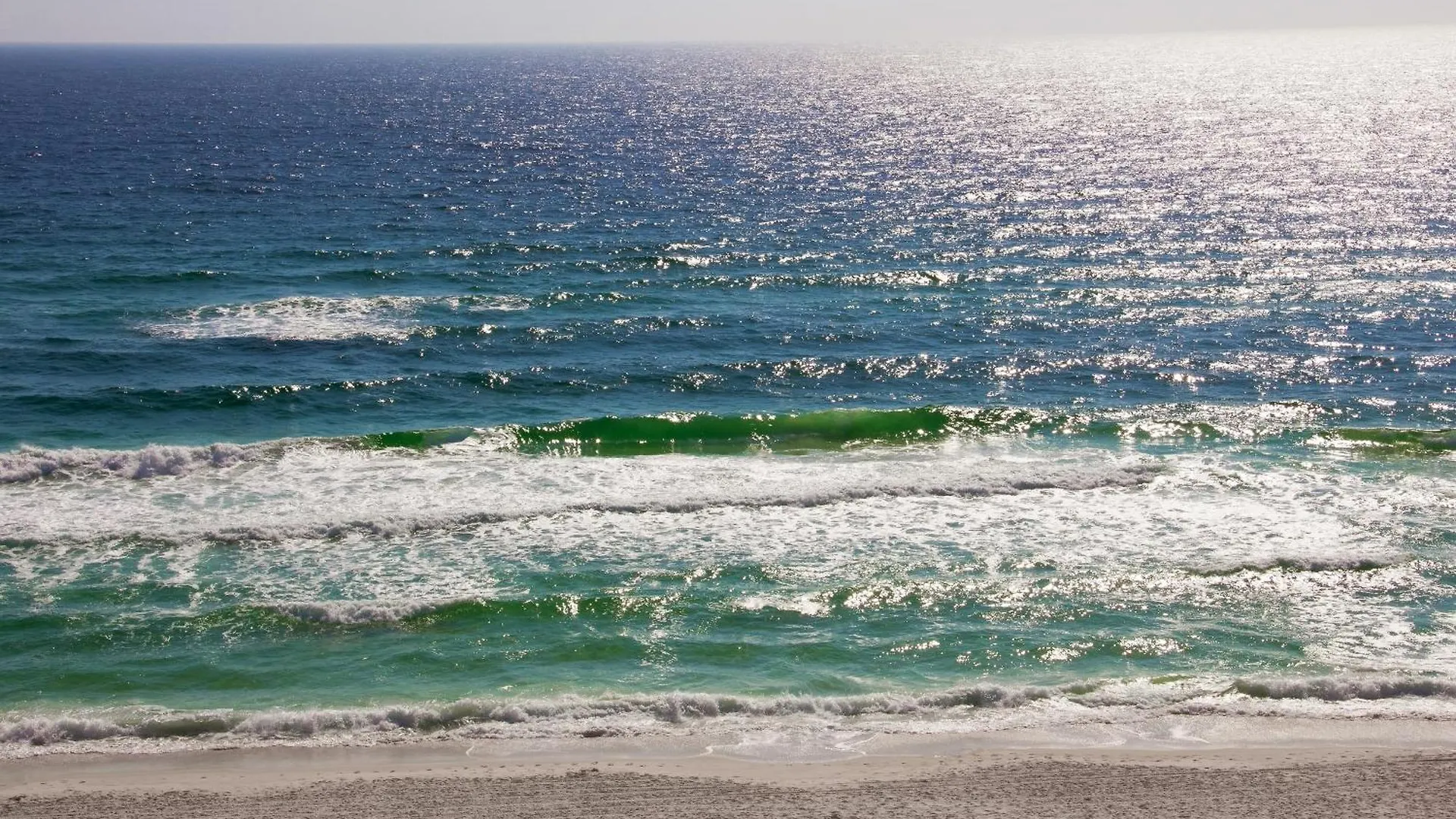 Hébergement de vacances Gulf Front Living Room And Master Suite! Sleeps 8! Panama City Beach États-Unis