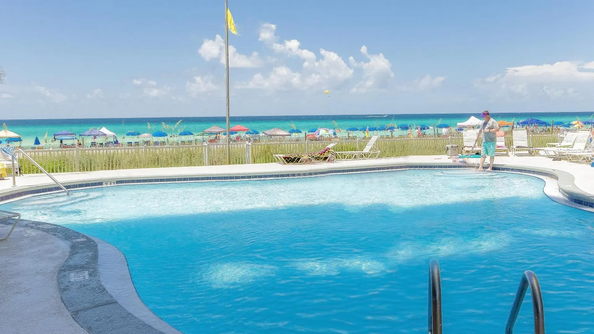 Hébergement de vacances Gulf Front Living Room And Master Suite! Sleeps 8! Panama City Beach