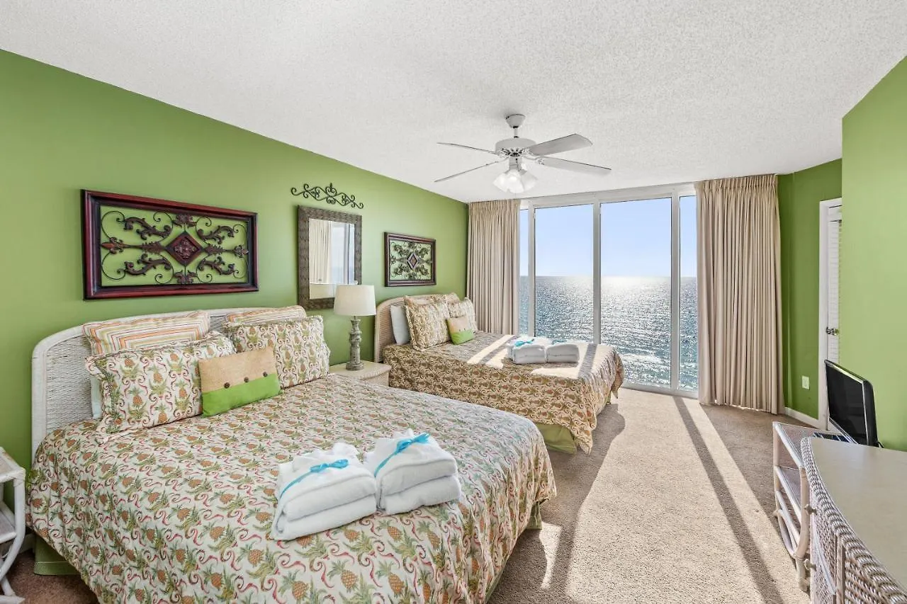 Gulf Front Living Room And Master Suite! Sleeps 8! Panama City Beach Holiday home